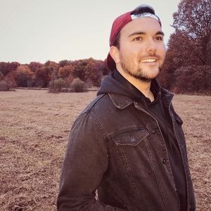 Meet your Posher, Collin